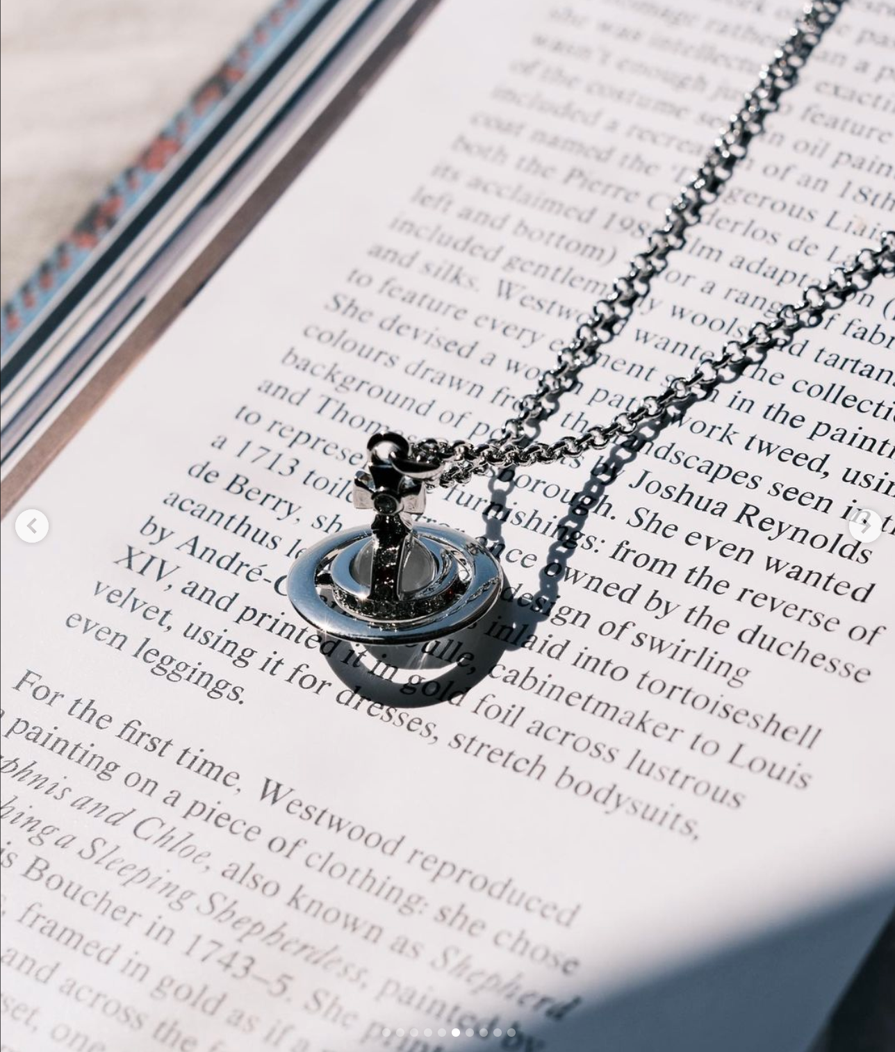 Vivienne Westwood New Petite Necklace 小號立體土星項鍊 (共4色!)