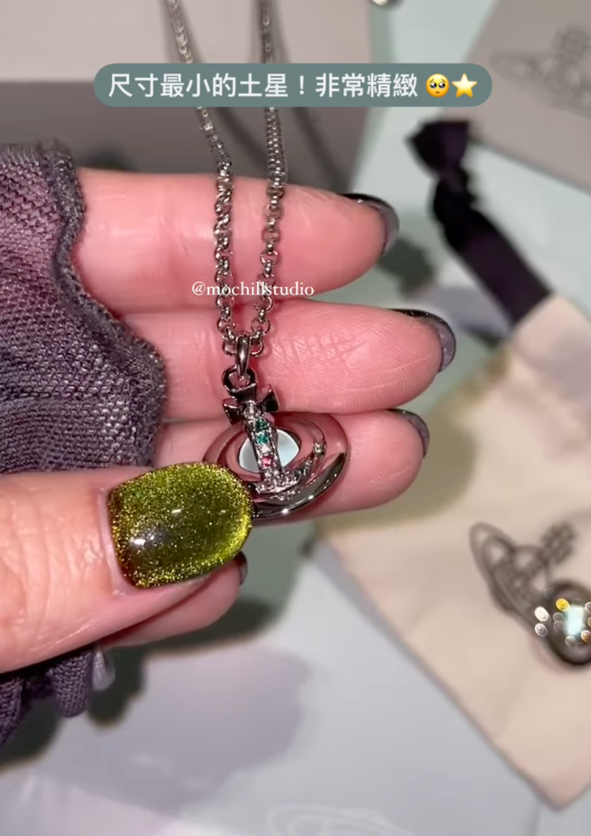 Vivienne Westwood 限定限量薄荷綠立體土星項鍊(全尺寸!)