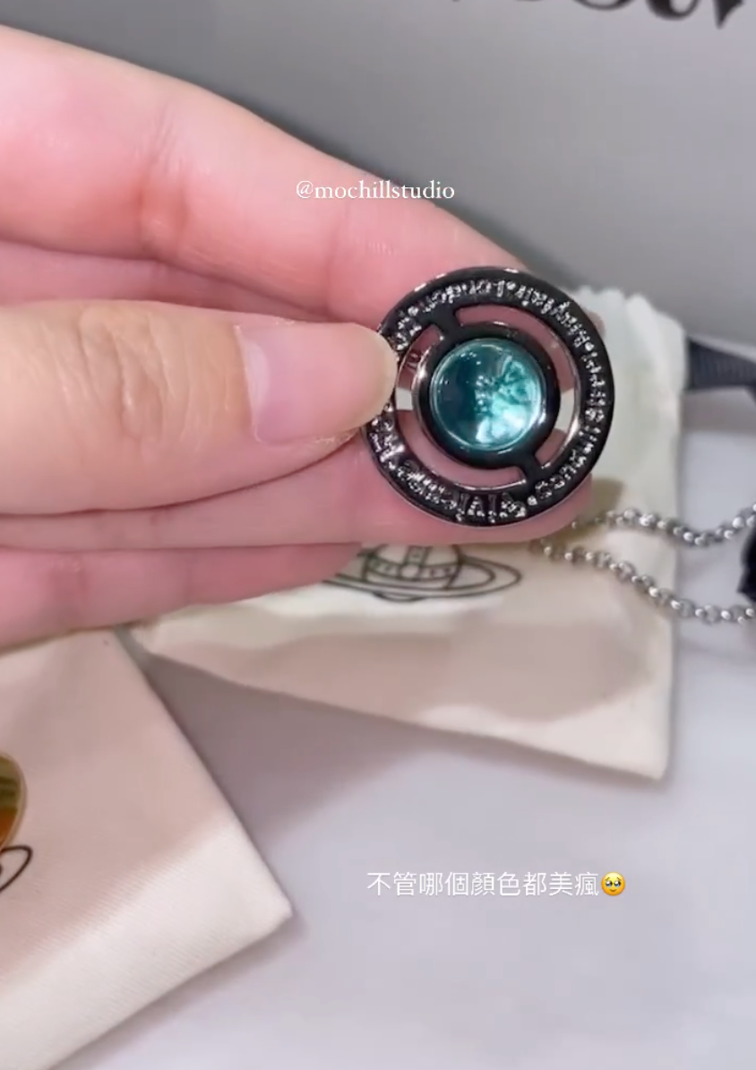 Vivienne Westwood 限定限量薄荷綠立體土星項鍊(全尺寸!)