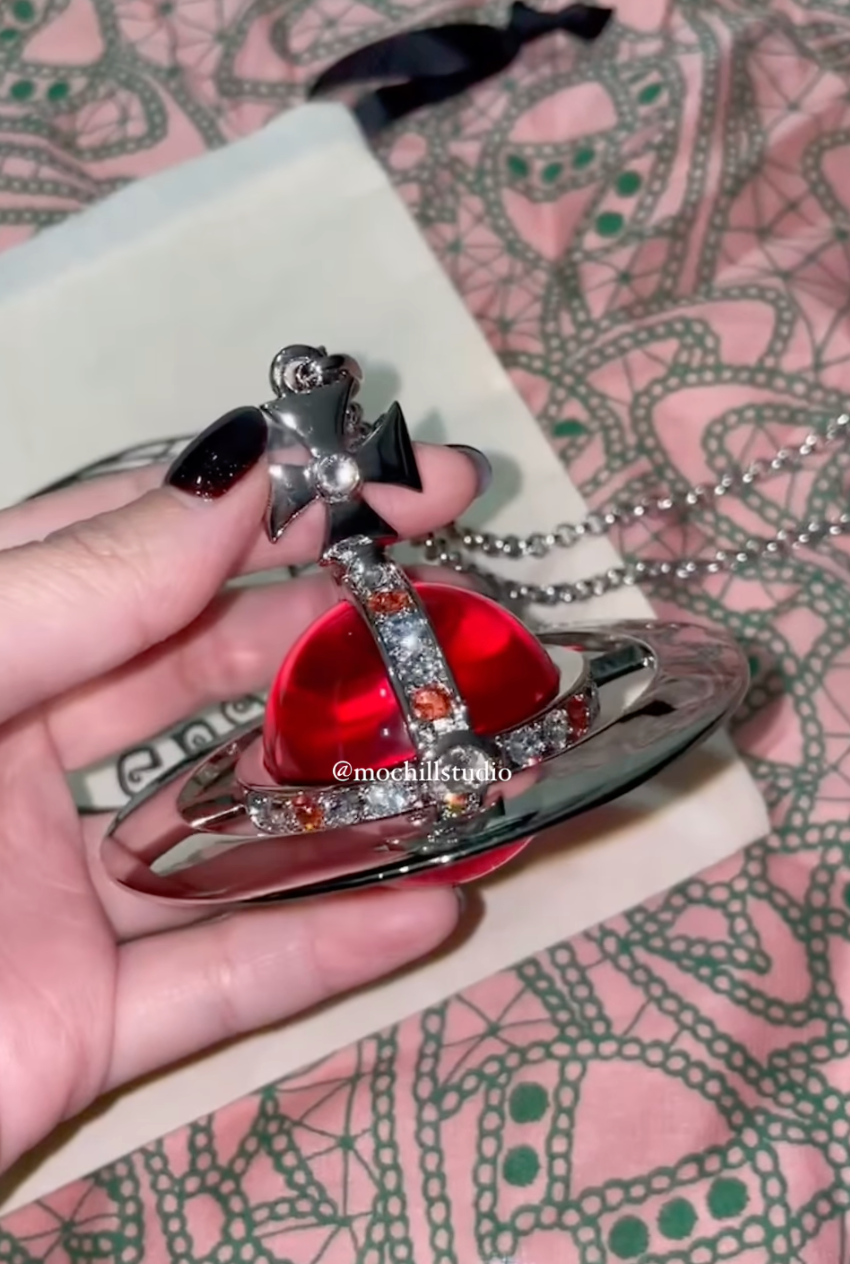 (斷貨中)Vivienne Westwood World's End Giant Orb Necklace 限定限量世界末日巨型土星項鍊