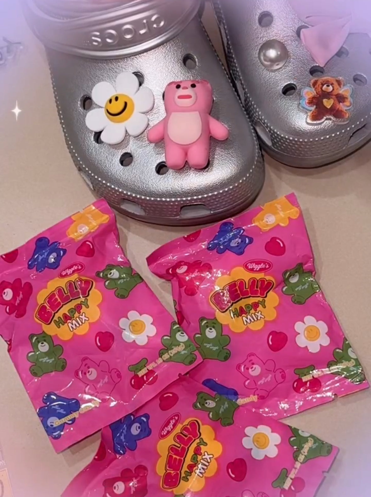 (現貨!)泰國連線 wiggle wiggle x bellygom Crocs 鞋扣