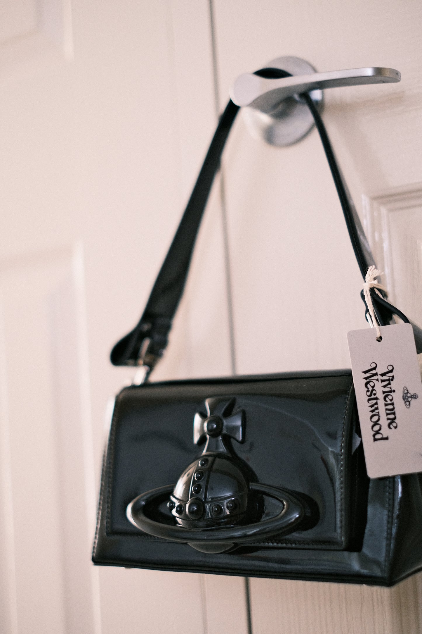 (現貨!)Vivienne Westwood Hazel M Handbag 中號立體土星肩背手提包