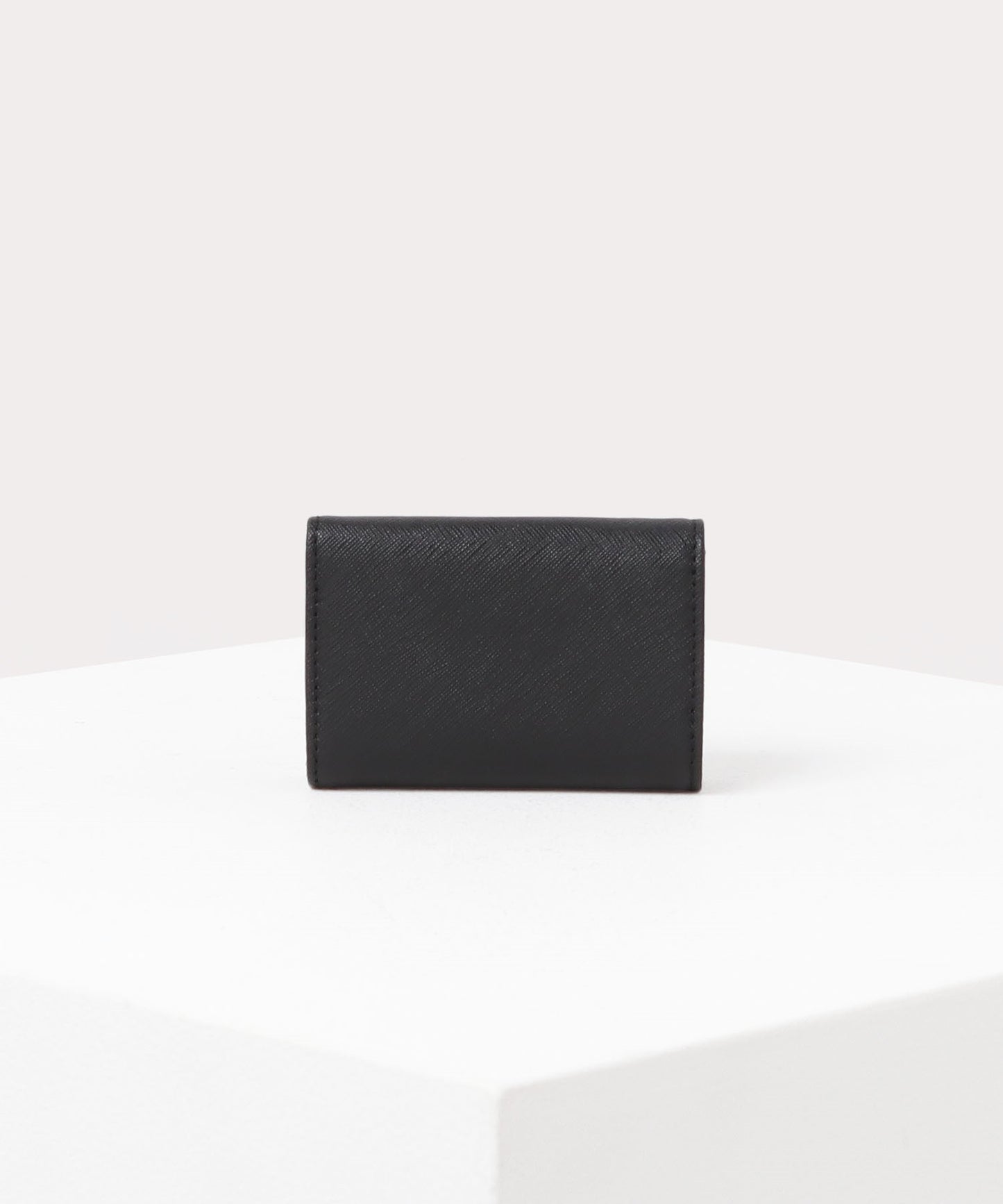 Vivienne Westwood Saffiano 十字紋牛皮信封短夾