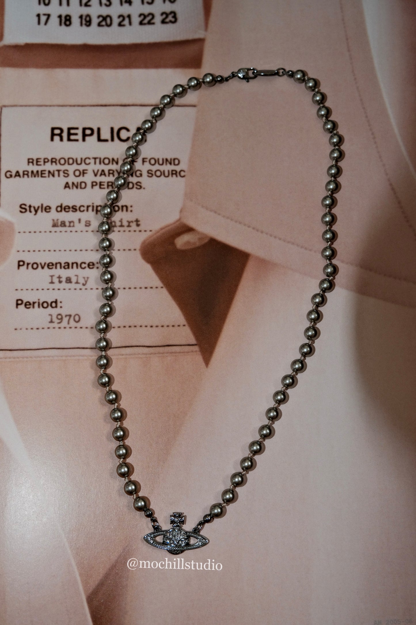 Vivienne Westwood Man. Mini Bas Relief Pearl Necklace 限量黑銀滿鑽土星珍珠項鍊