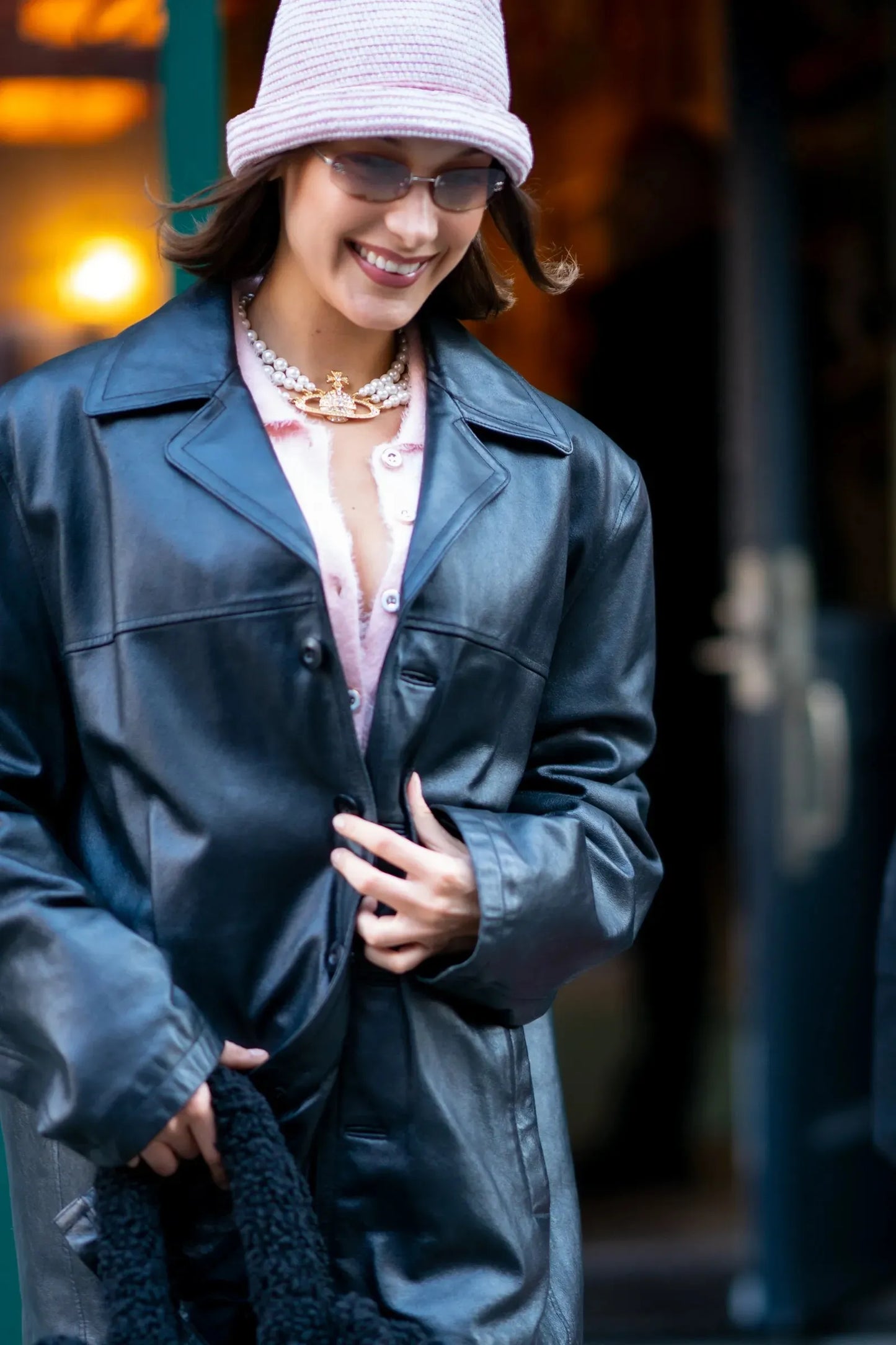 Vivienne Westwood Three Row Bas Relief Pearl Choker 經典三層珍珠土星頸鍊(共2色!)