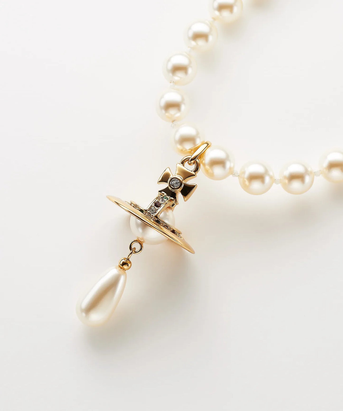 Vivienne Westwood One Row Pearl Drop Choker 經典珍珠土星頸鍊(共2色!)