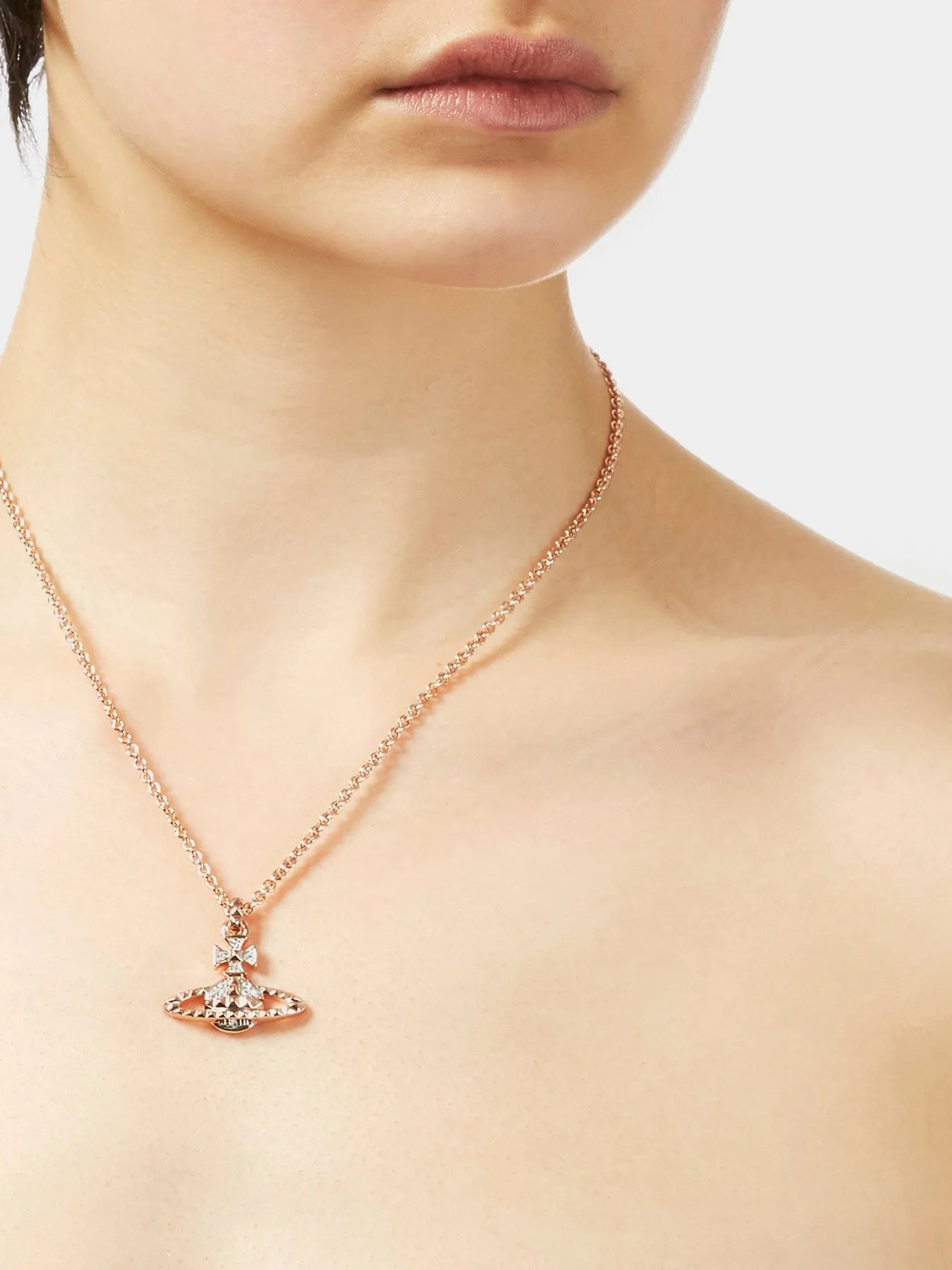 Vivienne Westwood Mayfair Necklace 卯釘水晶土星項鍊(共4色!)