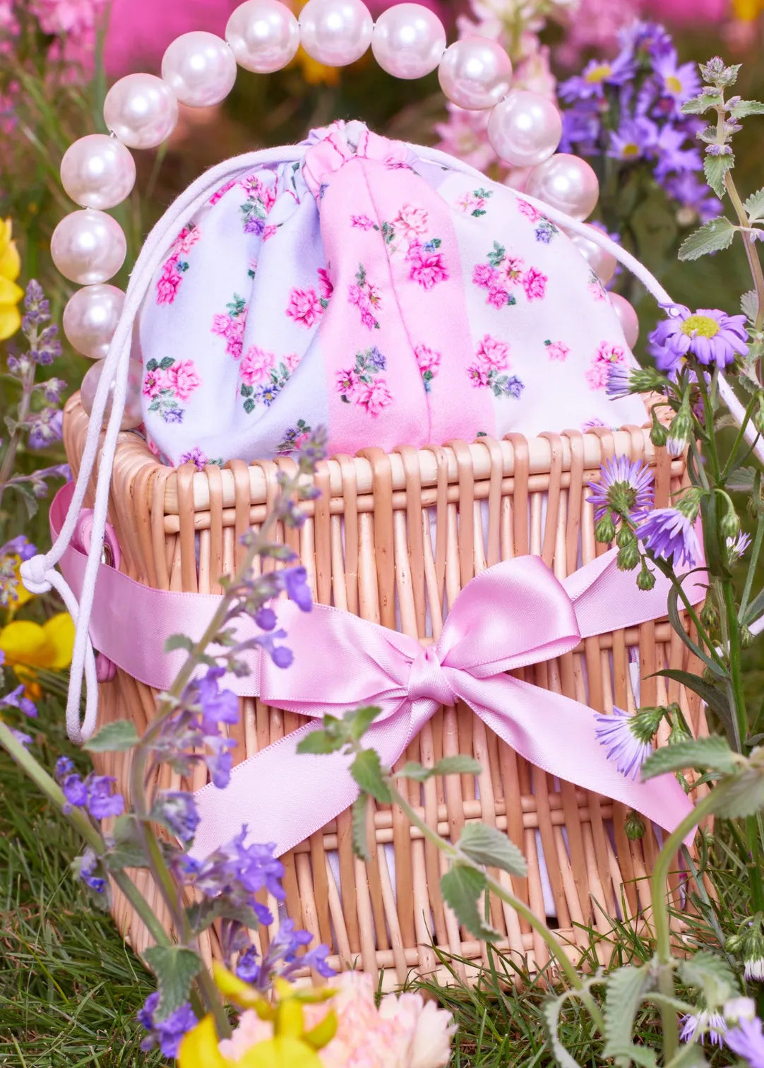 (現貨!)𝐒𝐮𝐠𝐚𝐫 𝐓𝐡𝐫𝐢𝐥𝐥𝐳 夢幻玫瑰花園珍珠手提包 ♡