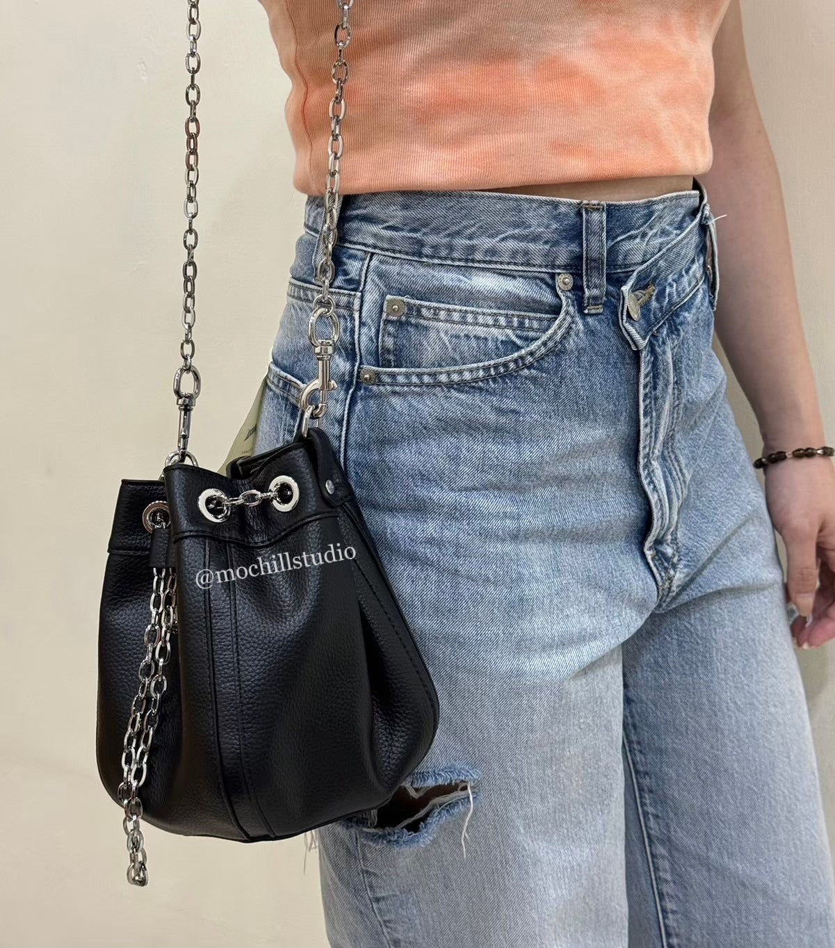 Vivienne Westwood Chrissy small Bucket bag 鏈條手提肩背包