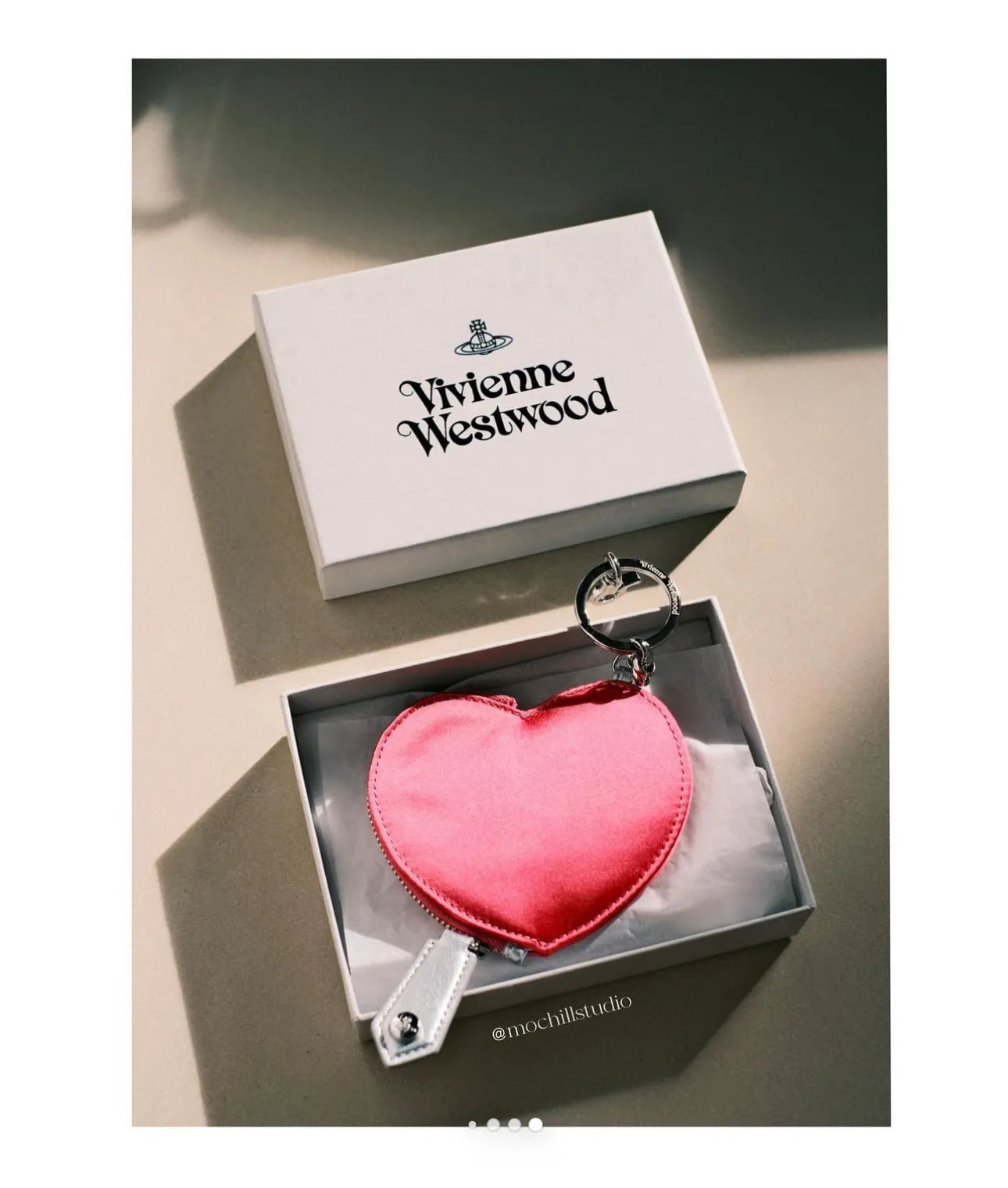 (現貨!)Vivienne Westwood Heart Keyring Coin Purse 心型拉鍊零錢包