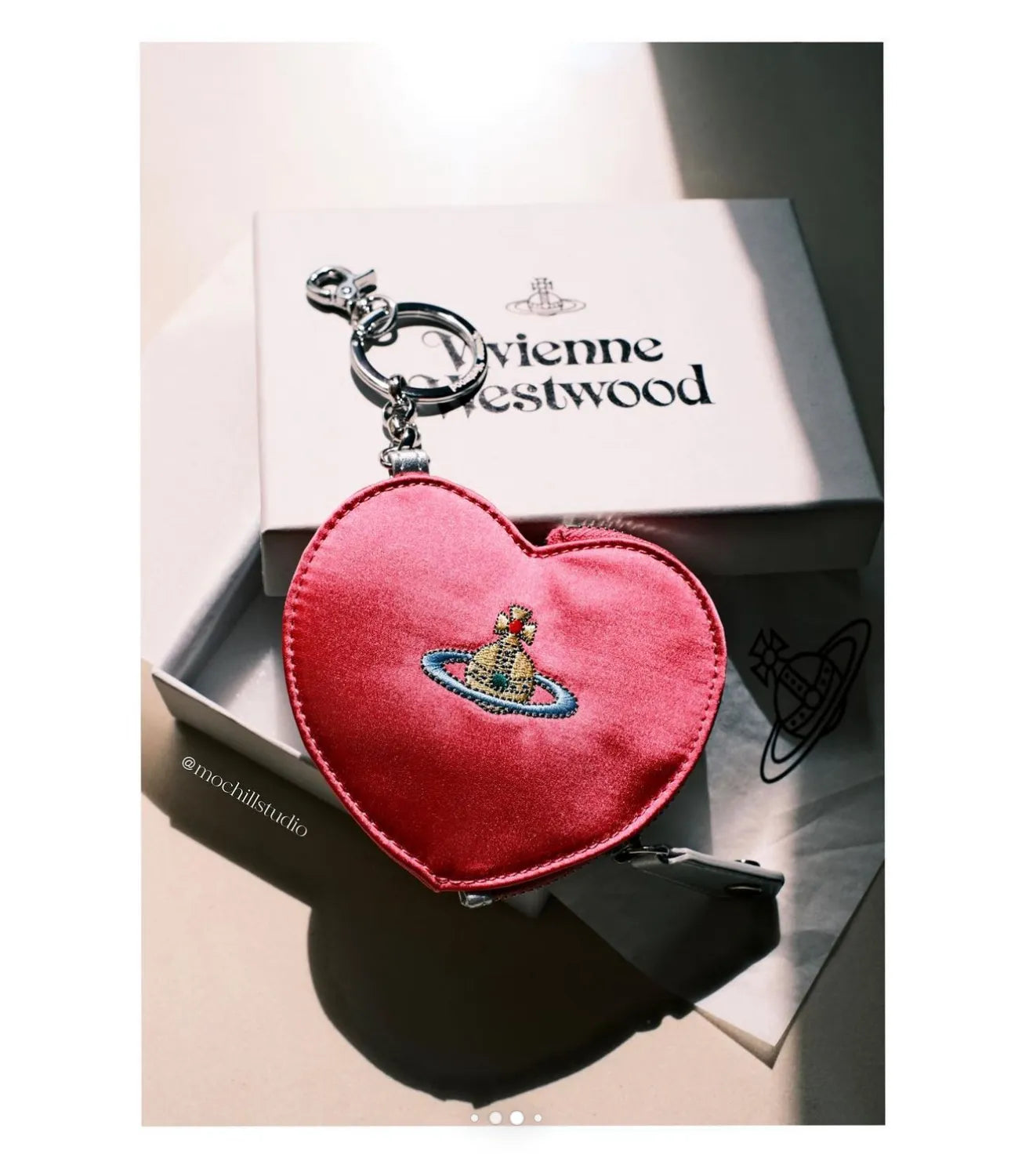 (現貨!)Vivienne Westwood Heart Keyring Coin Purse 心型拉鍊零錢包