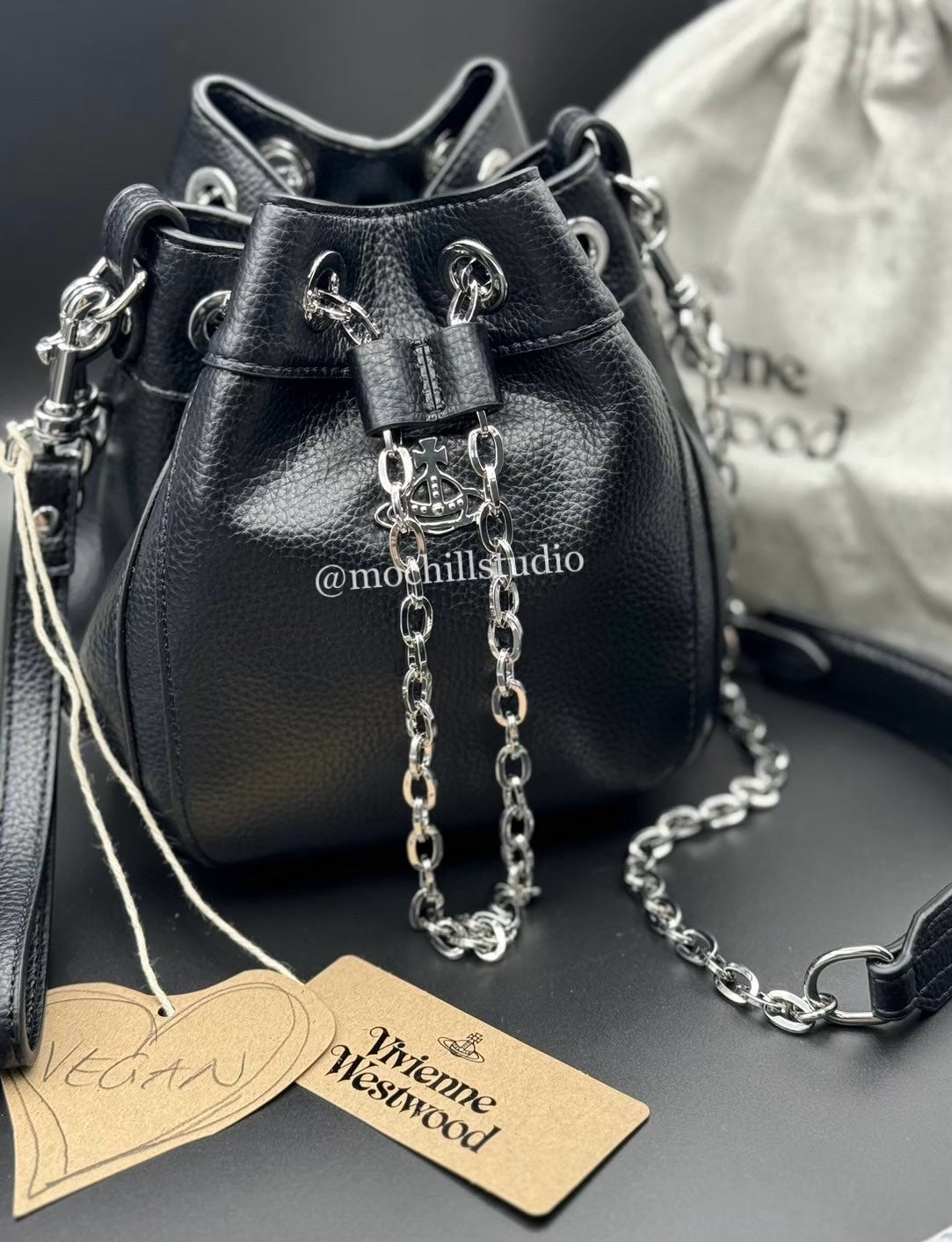 Vivienne Westwood Chrissy small Bucket bag 鏈條手提肩背包