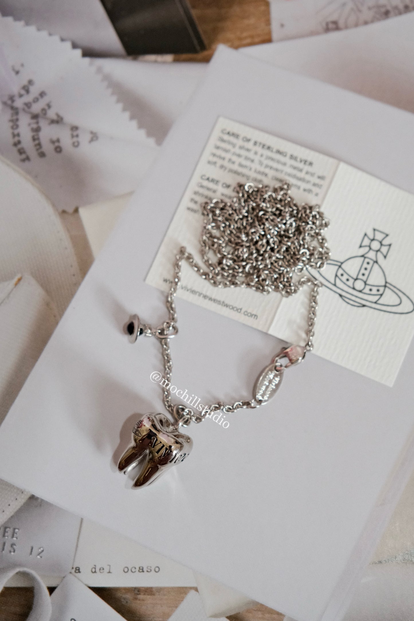 Vivienne Westwood Rima Teeth Necklace 立體牙齒項鍊 (共2色!)