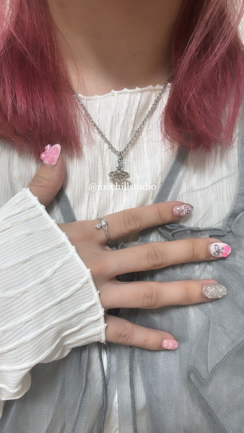 Vivienne Westwood Mayfair Small Orb Necklace 卯釘水晶立體土星項鍊(共3色!)