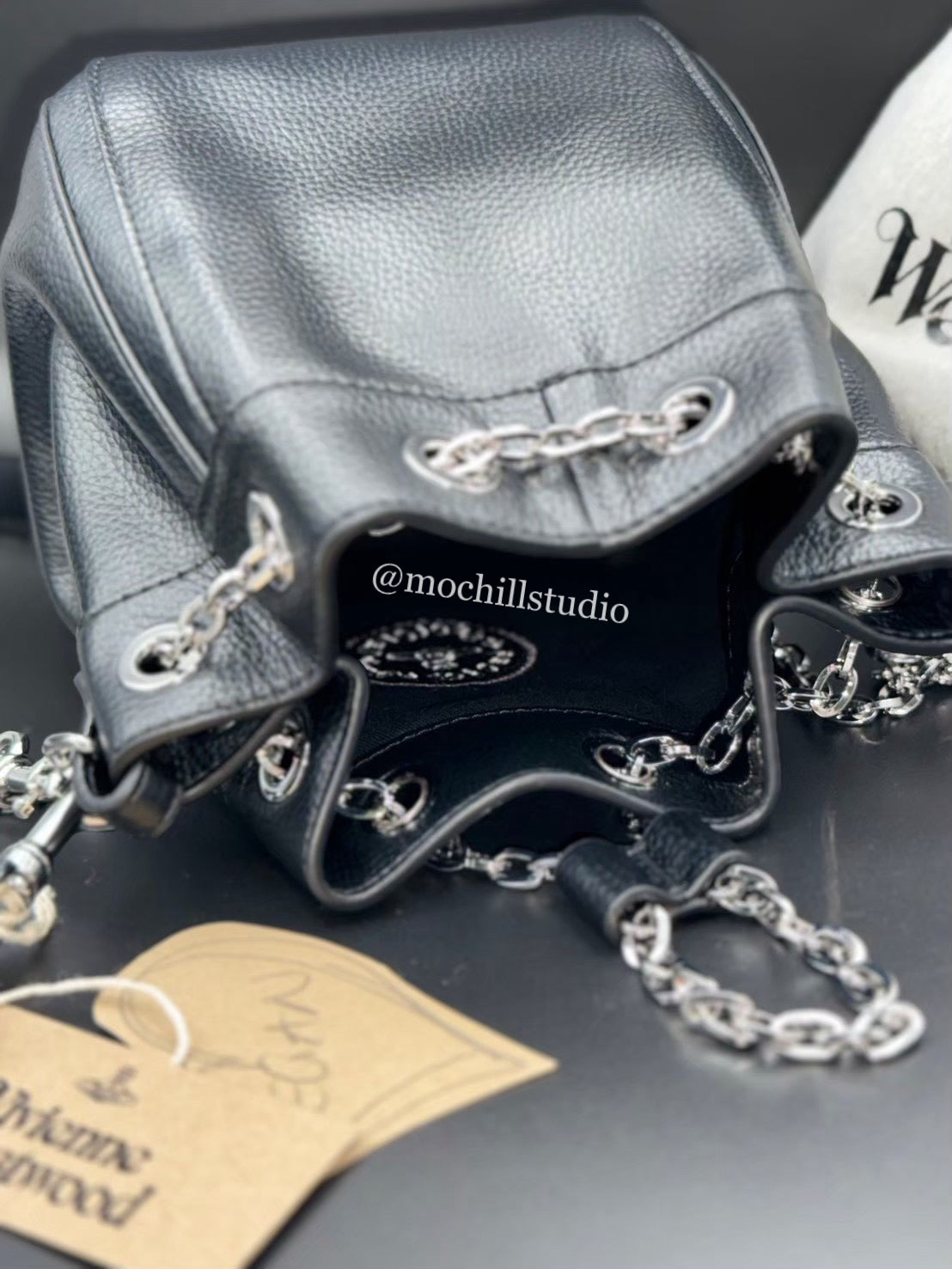 Vivienne Westwood Chrissy small Bucket bag 鏈條手提肩背包