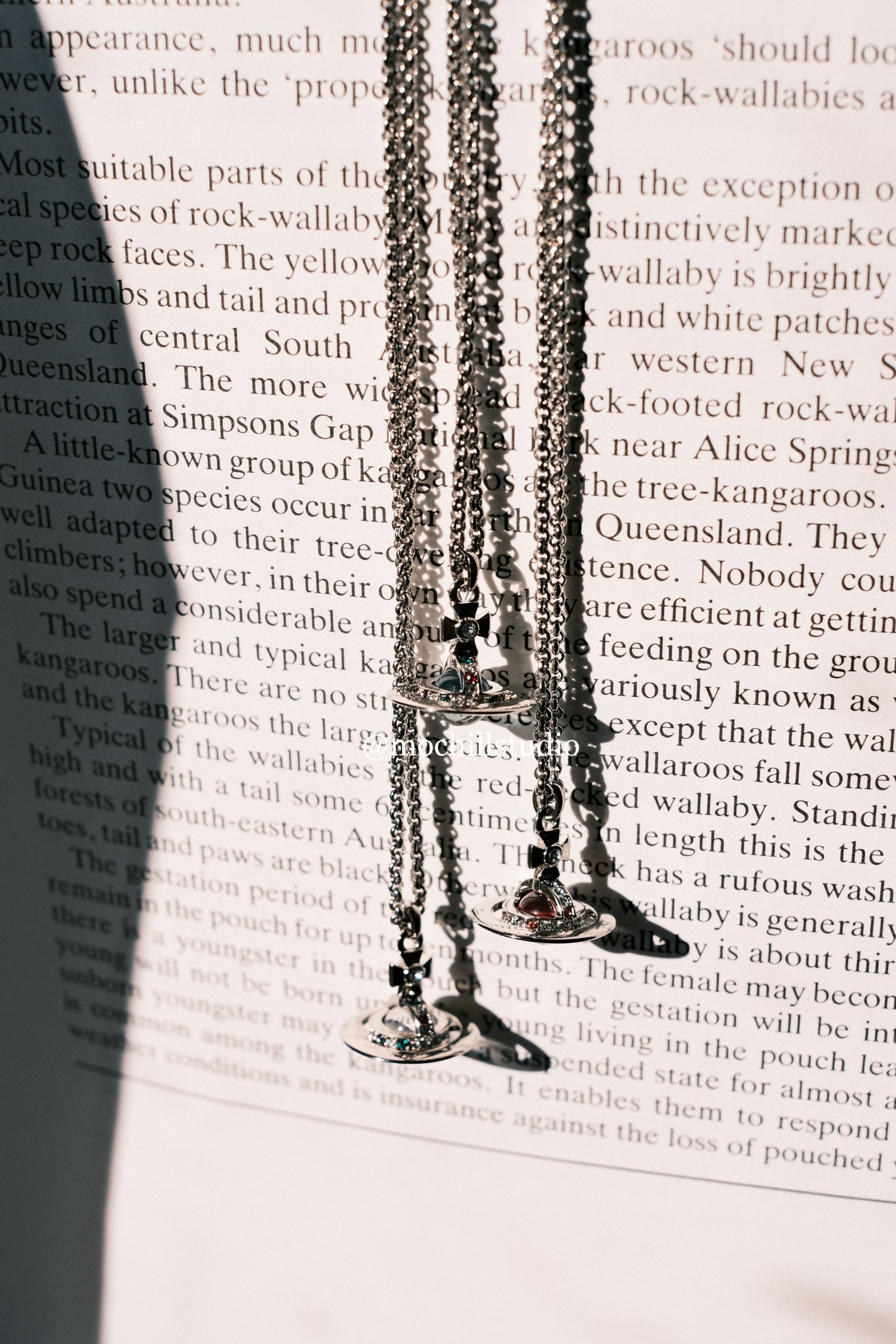 Vivienne Westwood New Petite Orb Pendant Necklace 限定限量莓果粉立體土星項鍊(全尺寸!)