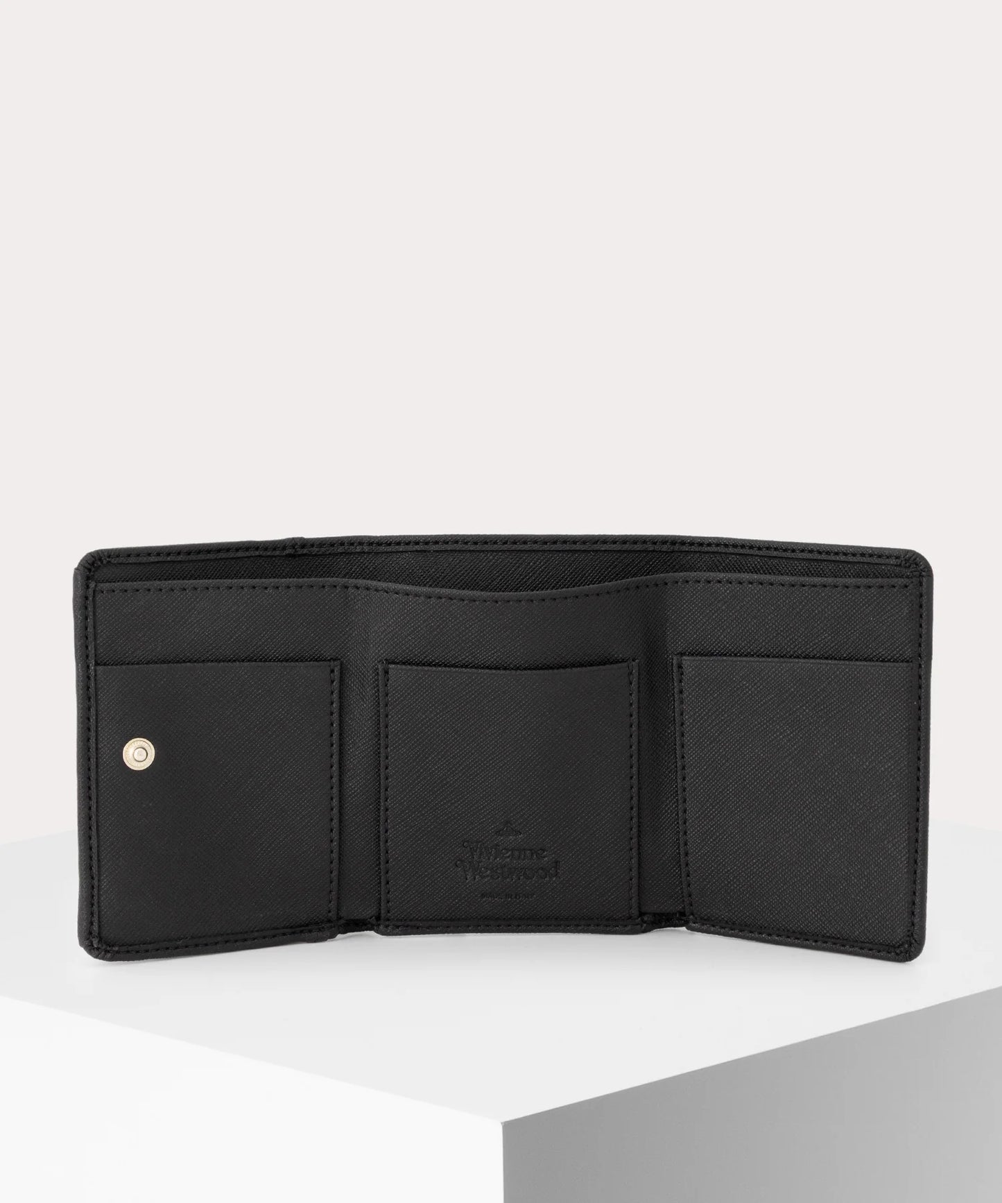 Vivienne Westwood Saffiano small Flap wallet 三折防刮十字紋短夾