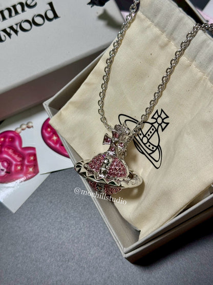 Vivienne Westwood Mayfair Large Orb Pendent Necklace 卯釘水晶立體大土星項鍊