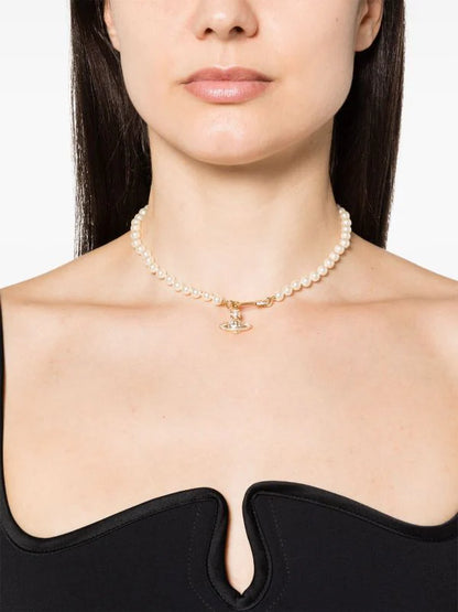 Vivienne Westwood Lucrece Pearl Necklace 別針土星珍珠項鍊（共2色！）