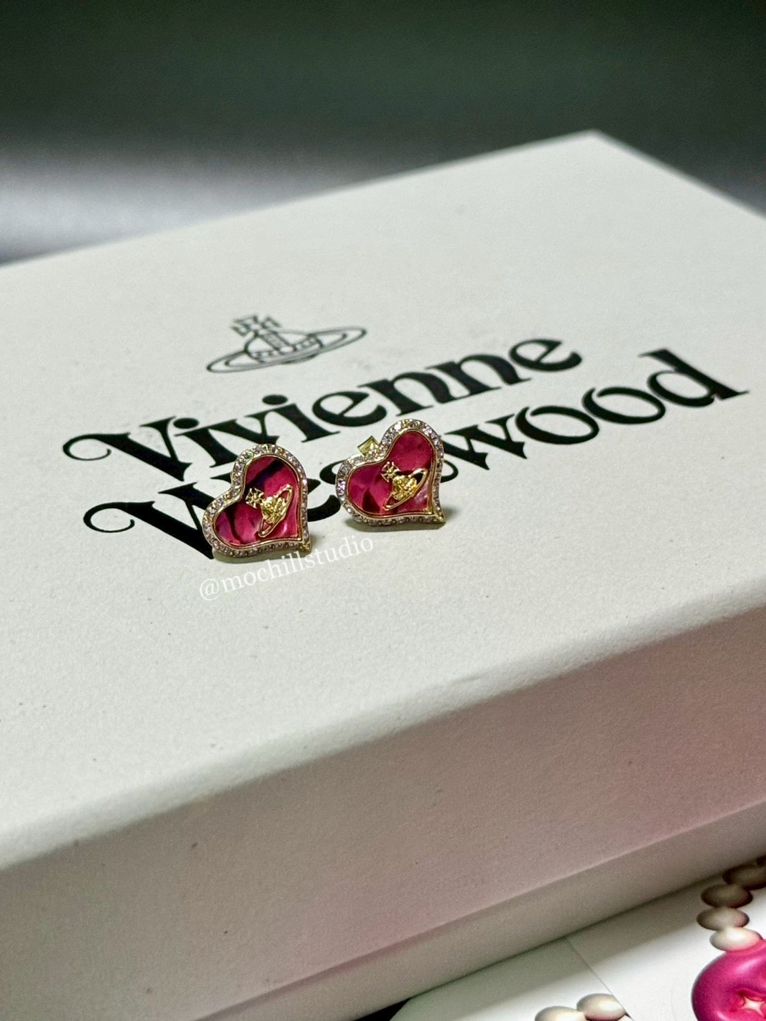 Vivienne Westwood Petra Earrings 愛心貝母耳環 （多色！）