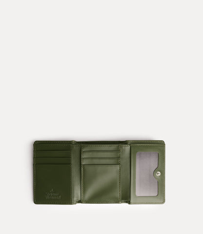 （限時特價！）Vivienne Westwood CROCODILE Frame Wallet 鱷魚紋立體土星三折口金短夾 （共5色！）