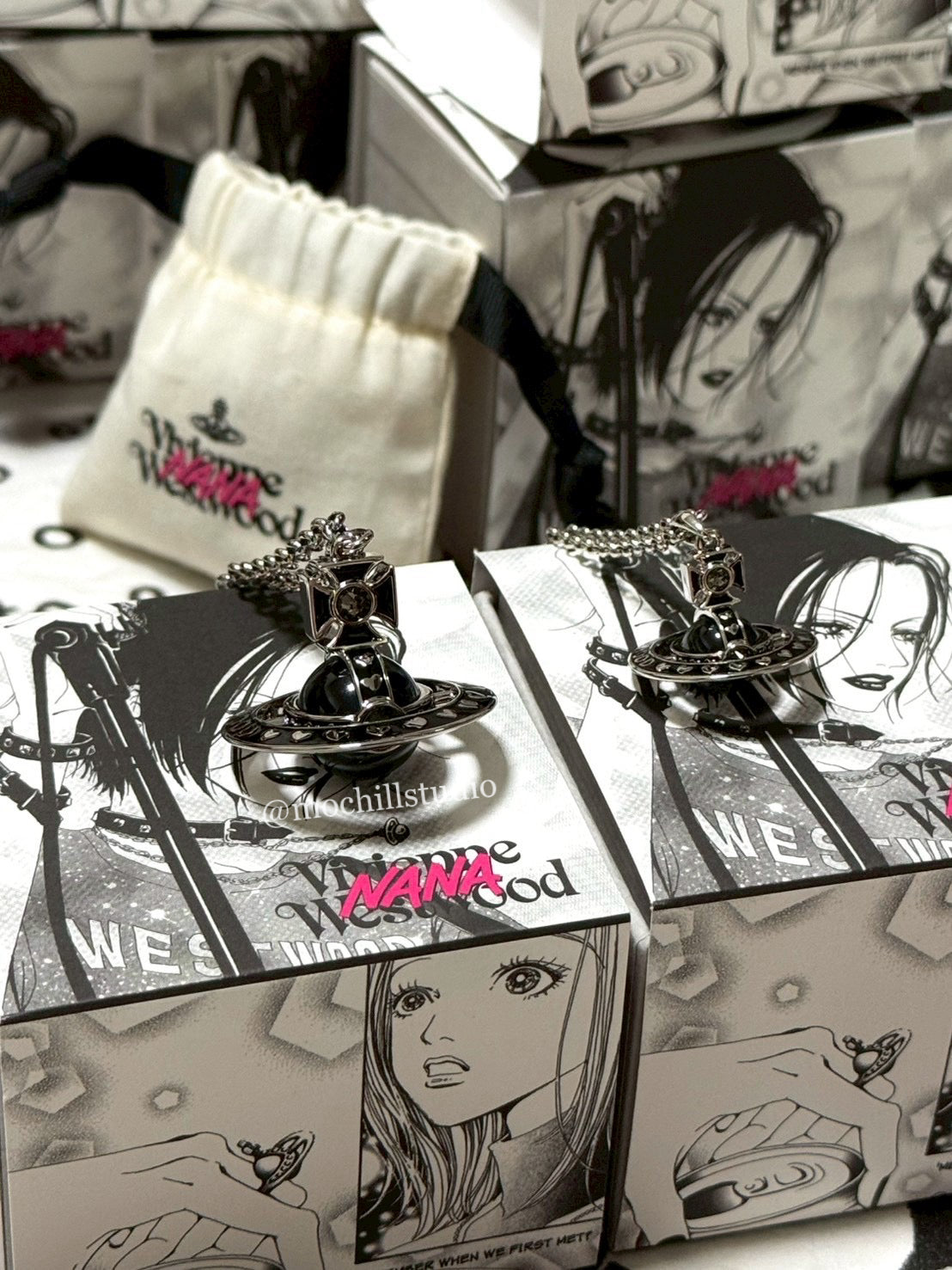 （現貨！）Vivienne Westwood X NANA VWXNANA限量聯名法瑯立體土星項鍊（共2色！）