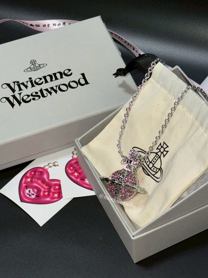 Vivienne Westwood Mayfair Large Orb Pendent Necklace 卯釘水晶立體大土星項鍊