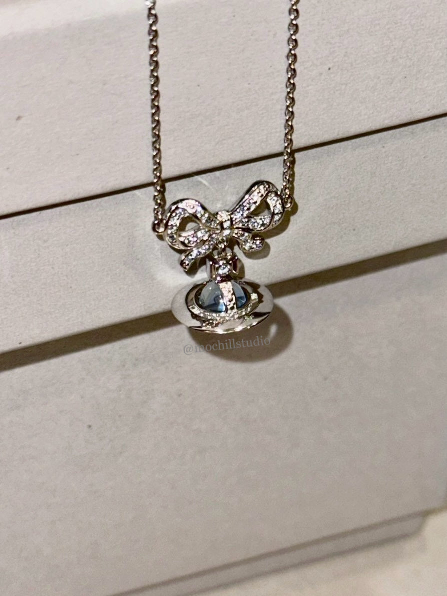（限時特價！）Vivienne Westwood Octavie Necklace 夢幻立體蝴蝶結土星純銀項鍊（共7色！）