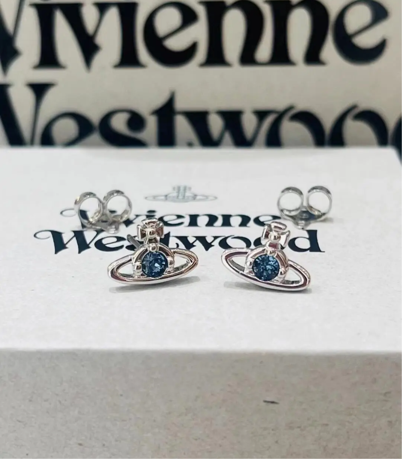 Vivienne Westwood Nano Solitaire Earrings 經典水晶土星耳環（多色！）