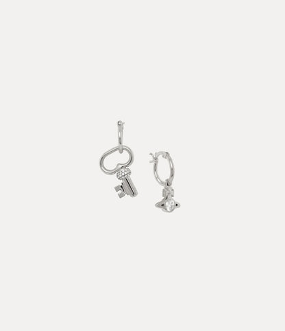 Vivienne Westwood Baya Earrings 純銀鑰匙土星不對稱耳環