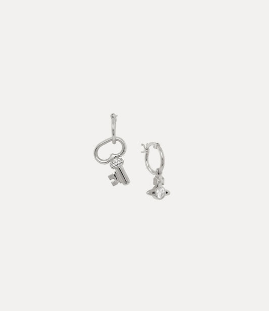 Vivienne Westwood Baya Earrings 純銀鑰匙土星不對稱耳環