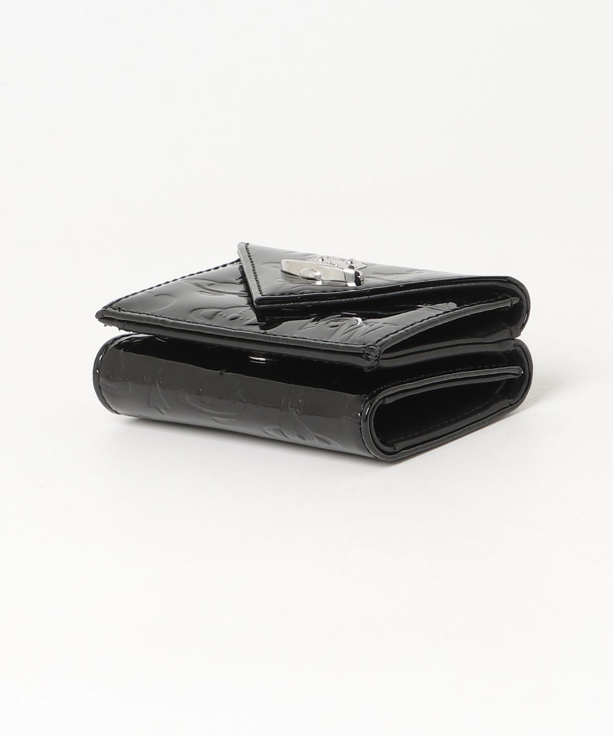 日本限定！Vivienne Westwood Jean Envelope Wallet 立體土星壓紋漆皮三折信封短夾 （共2色！）