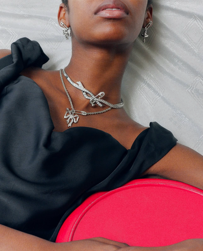 Vivienne Westwood Lilith Pendant Necklace 夢幻蝴蝶結別針項鏈