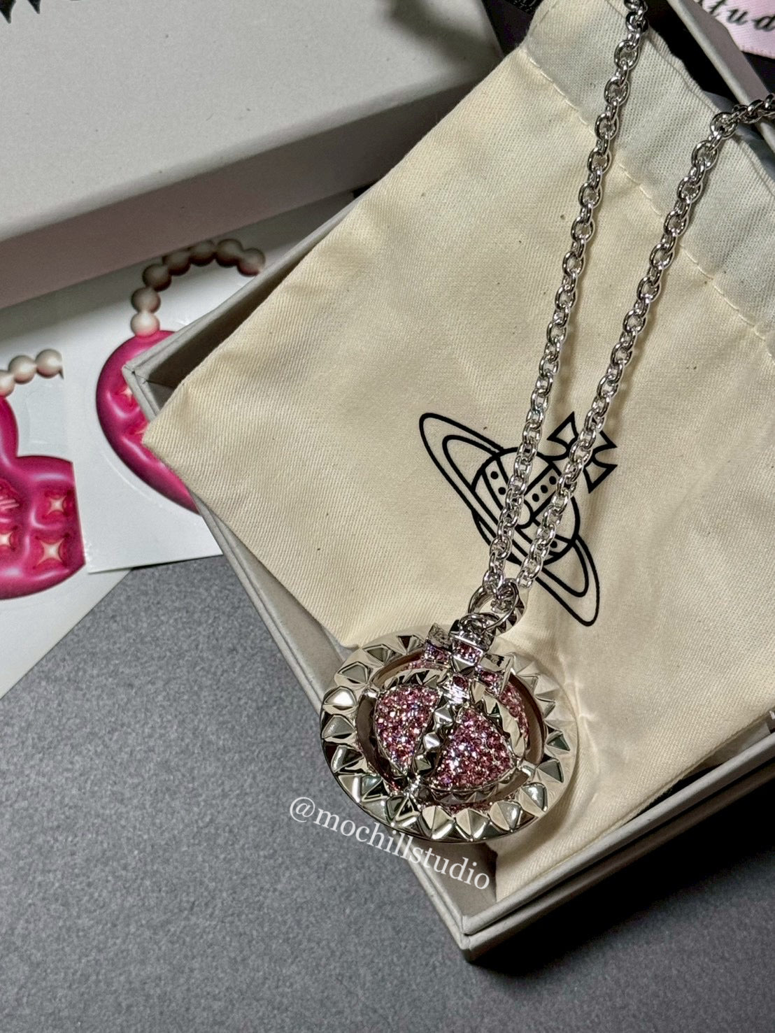 Vivienne Westwood Mayfair Large Orb Pendent Necklace 卯釘水晶立體
