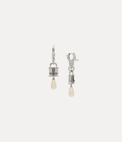 Vivienne Westwood Celestia Small Earrings 鎖頭水滴耳環