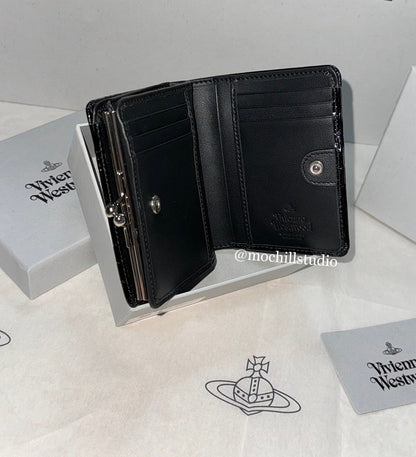 Vivienne Westwood Saffiano Wallet 口金雙折短夾（共2色！）