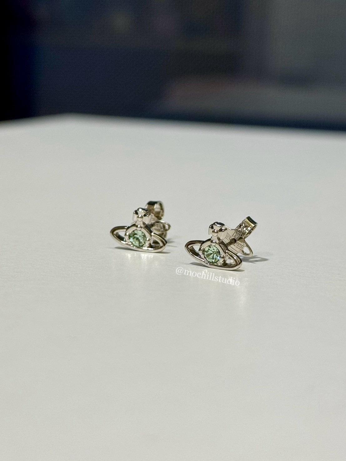Vivienne Westwood Nano Solitaire Earrings 經典水晶土星耳環（多色！）