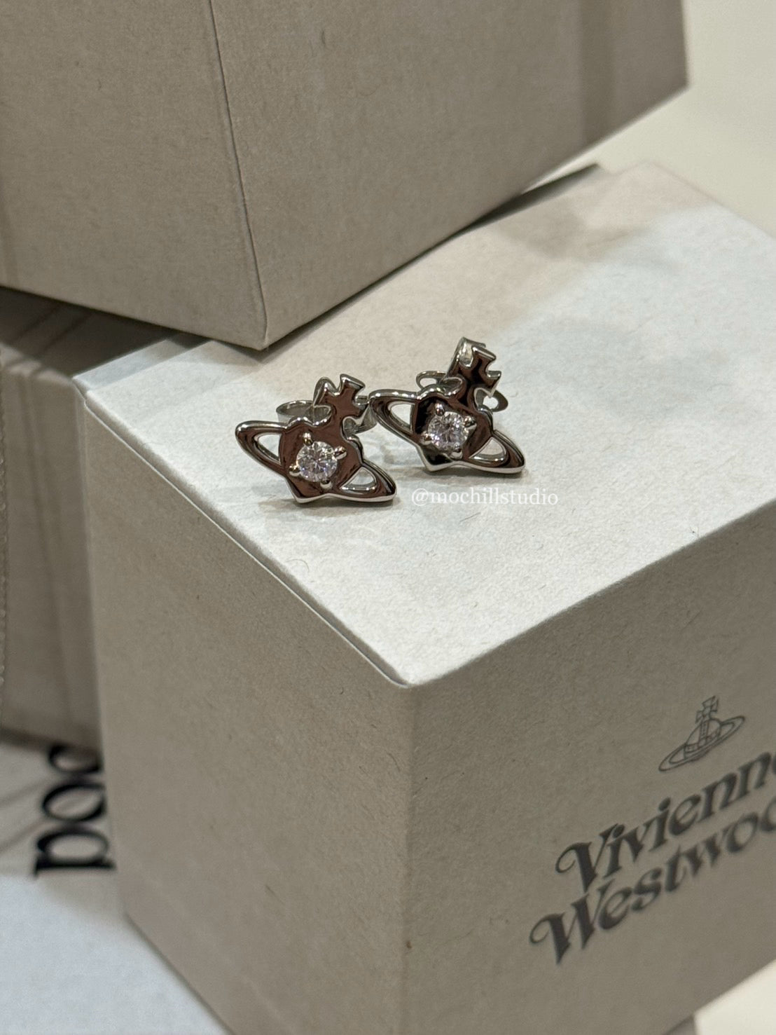 （現貨！）Vivienne Westwood Noella Earrings 愛心土星純銀耳環（共2色！）