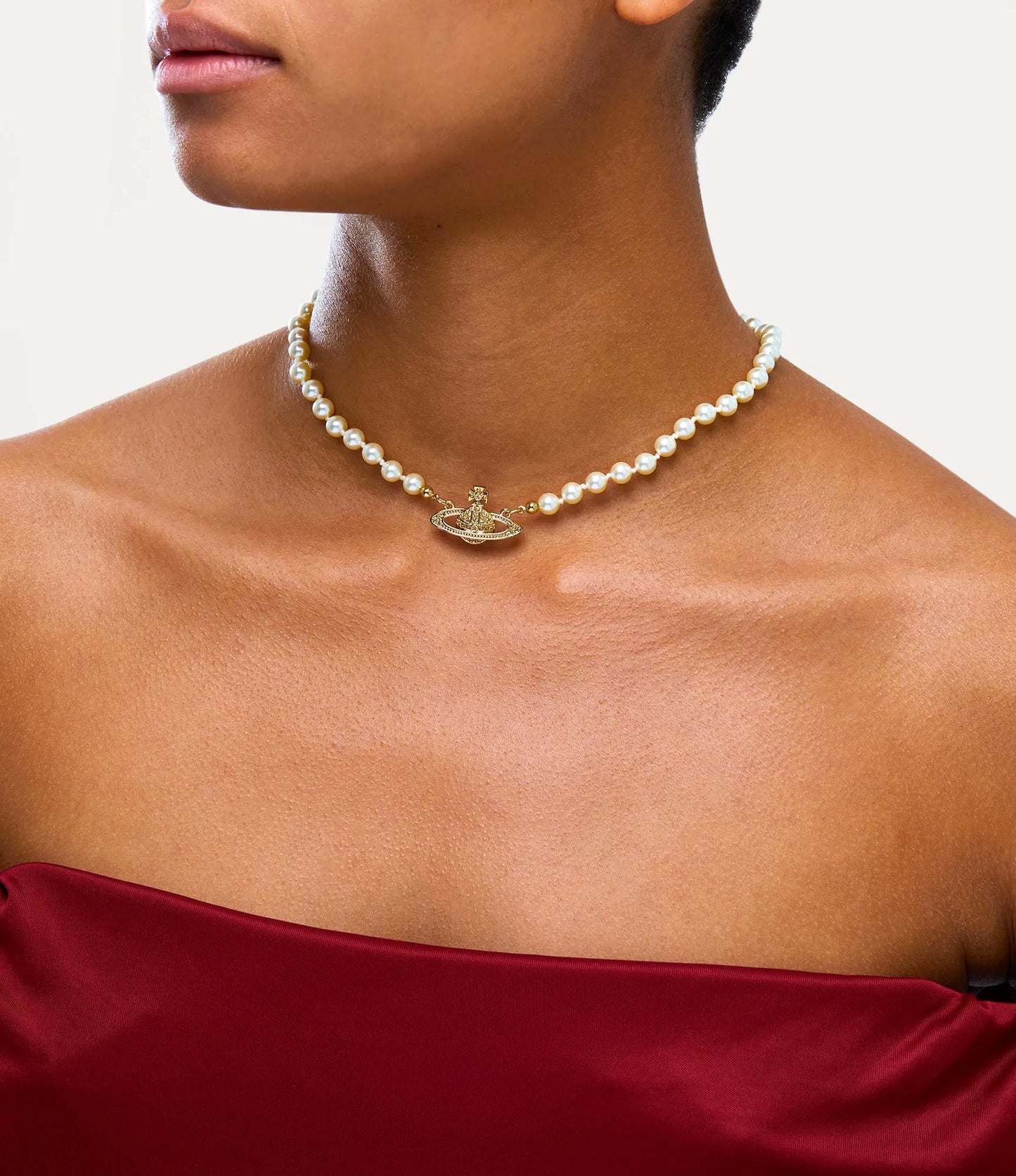 Vivienne Westwood Mini Bas Relief Pearl Choker 經典滿鑽土星珍珠頸鍊（共3色！）