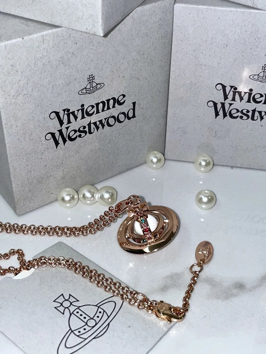 Vivienne Westwood Tiny Orb Necklace 中號立體土星項鍊 （共4色！）