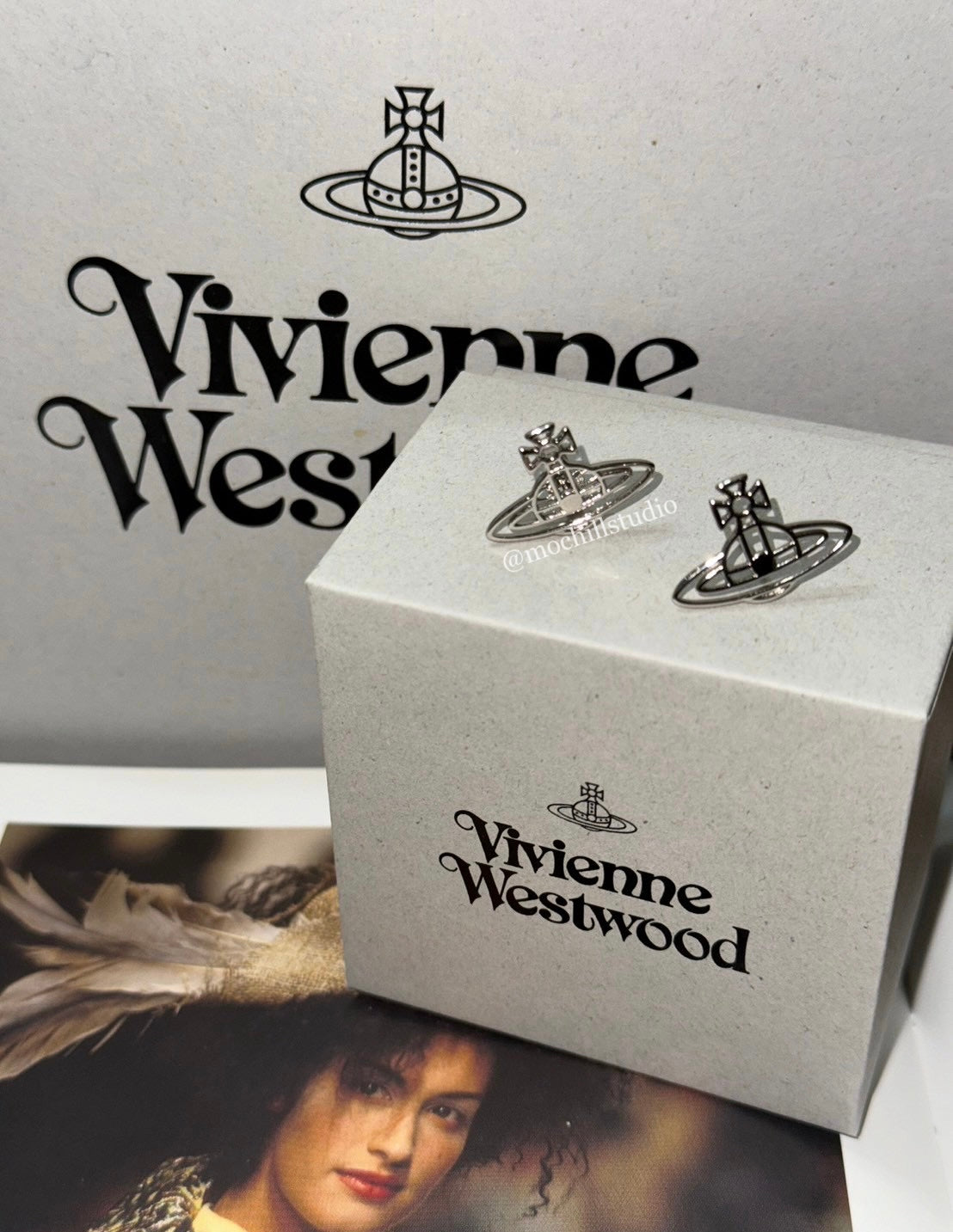 Vivienne Westwood Thin Lines Earrings 平面土星耳環（共3色！）